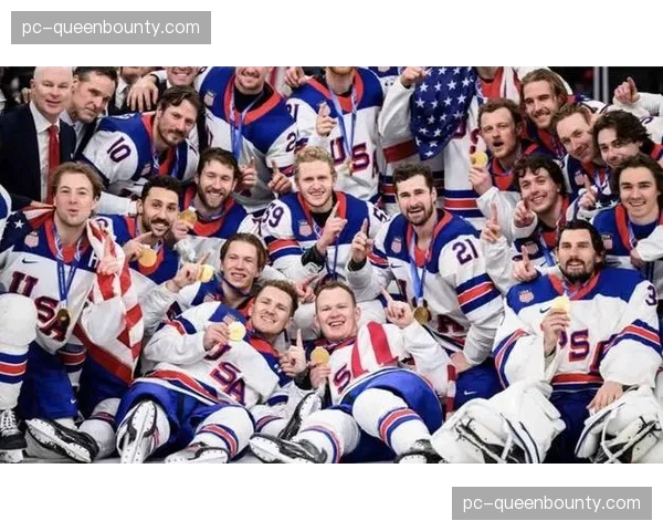 美国冰球加时绝杀展现战术执行力，门将康纳·赫尔比克成夺冠关键